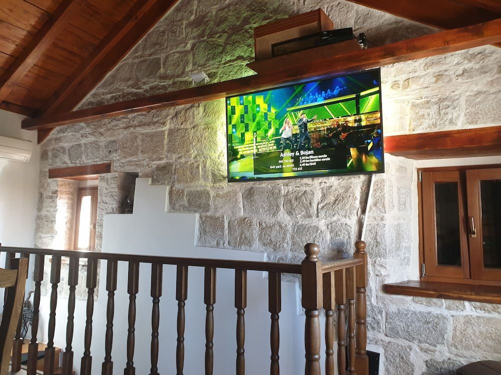 Apartments Zecic Apartment, 1 Bedroom, City View 7