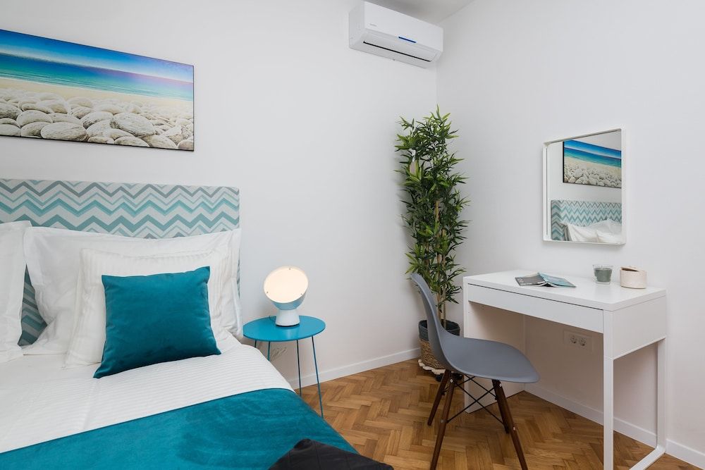 undefined Sun Spalato Garden 9