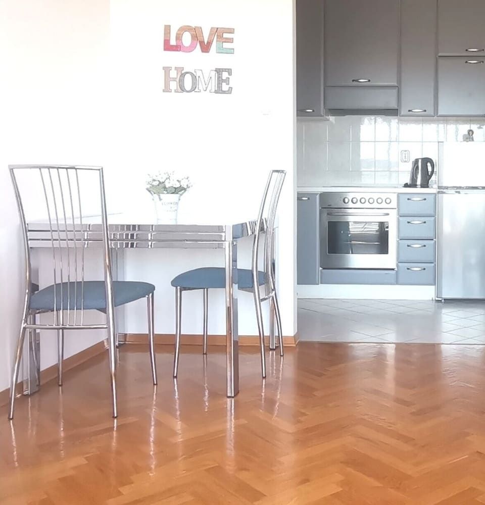 undefined Comfort Apartment 8