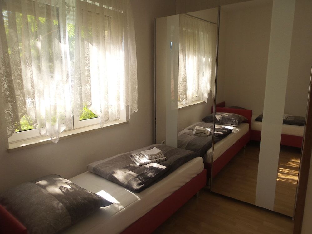 undefined Apartments Ella 8