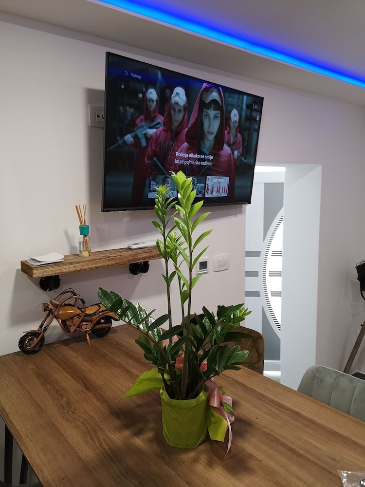 Apartments Ella Luxury Apartment, 1 Queen Bed with Sofa bed, City View 17