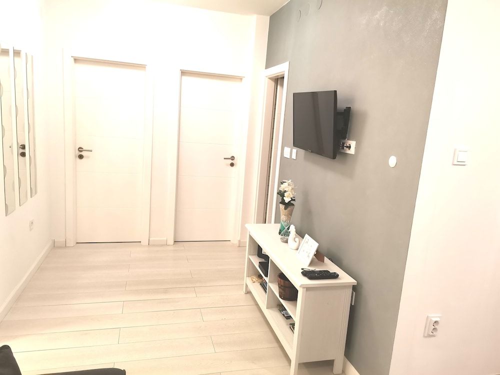 Residential Apartment Comfort Apartment, Terrace 13