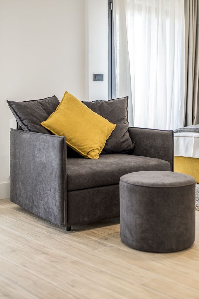 2nightStudios Apartment, Pool Access 13