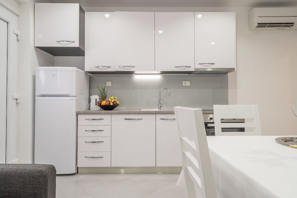 Drop In Split Suites Superior Apartment 6