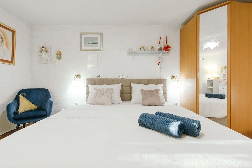 undefined Apartments Bingo / One Bedroom 2