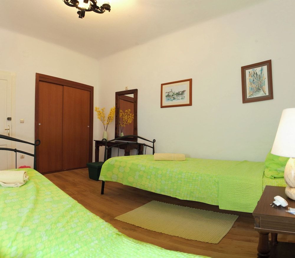 undefined Apartments Zdravko 10