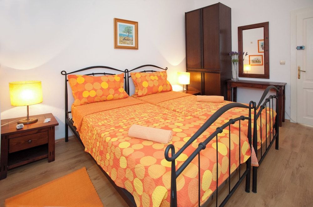 undefined Apartments Zdravko 3