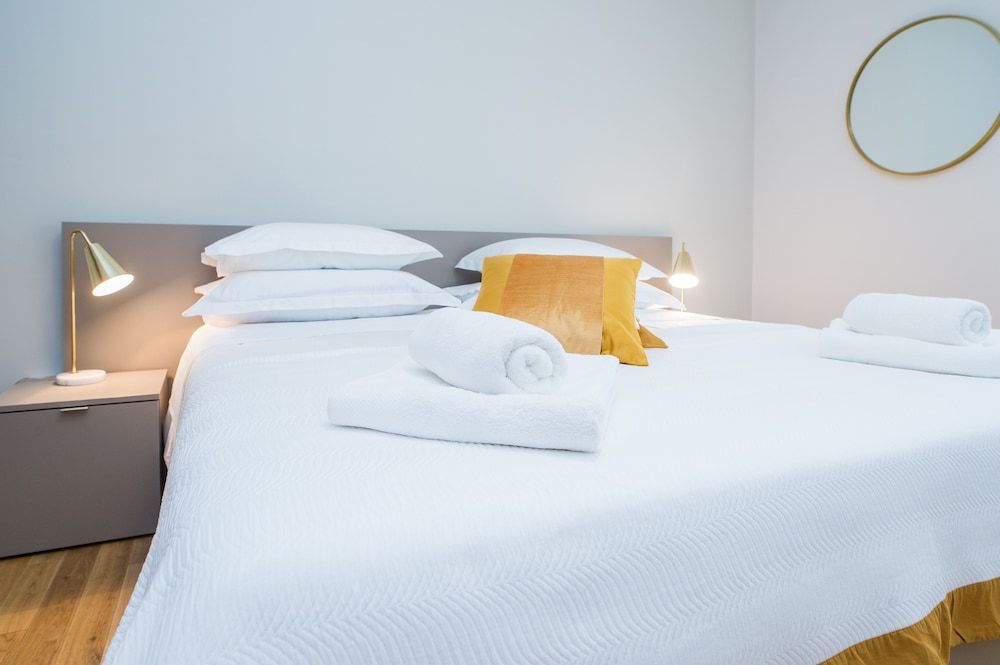 undefined Apartment Franco 10