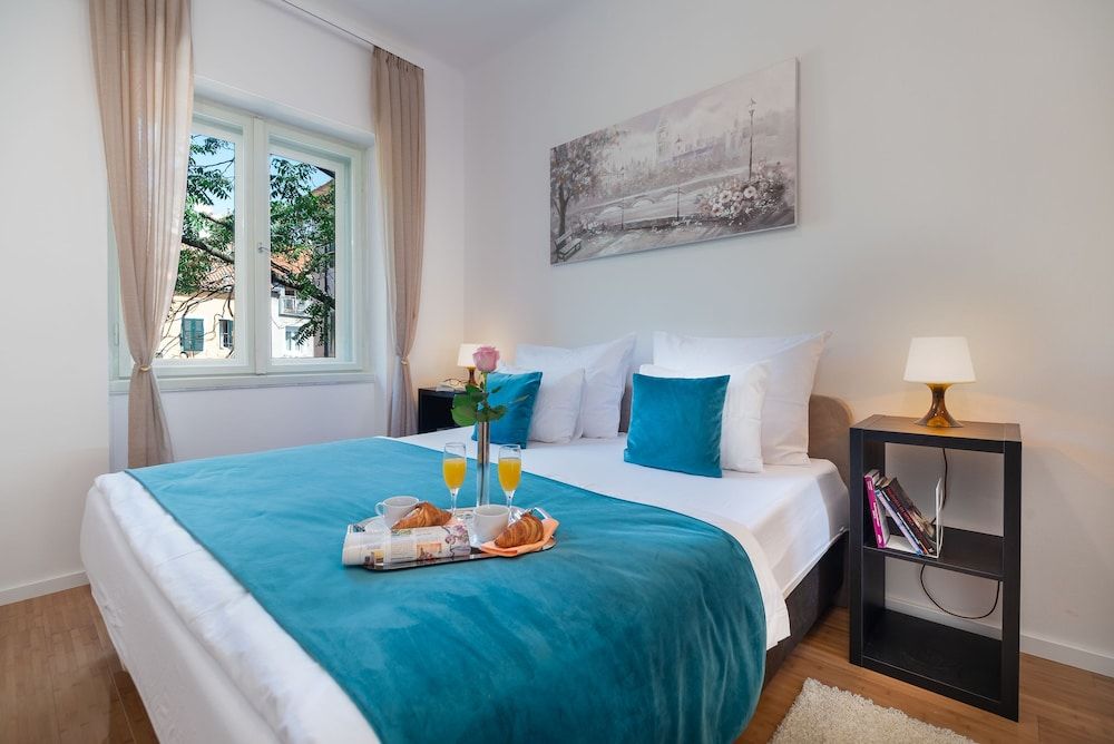 undefined Sun Spalato City 6