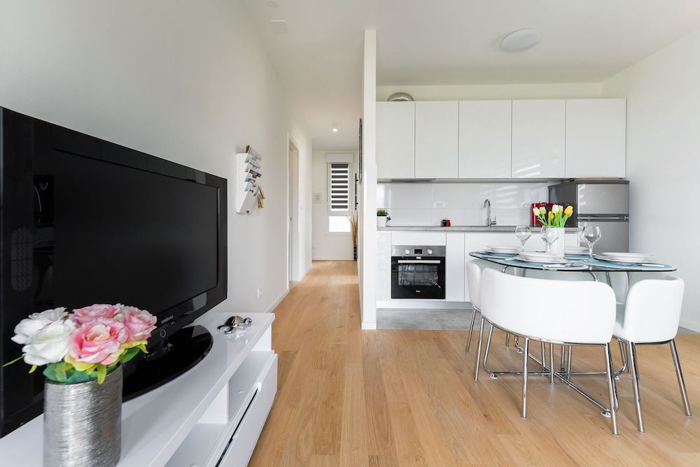 StellaMare Apartments Superior Apartment 9