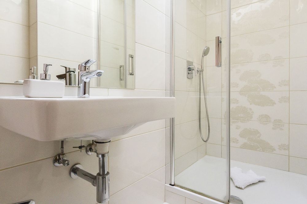 Apartments Gajeta City Apartment, 1 King Bed with Sofa bed 8