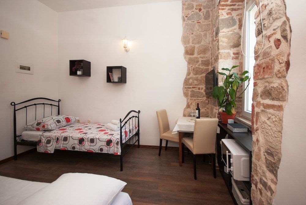 Apartments Angie Studio 6