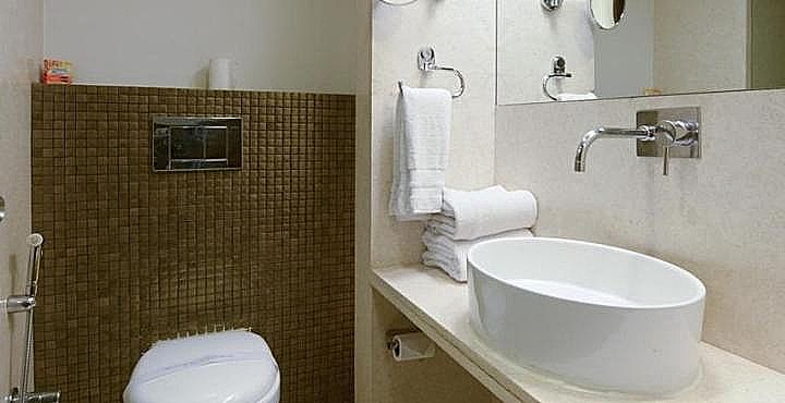 Monarch Luxur Executive Double or Twin Room 9