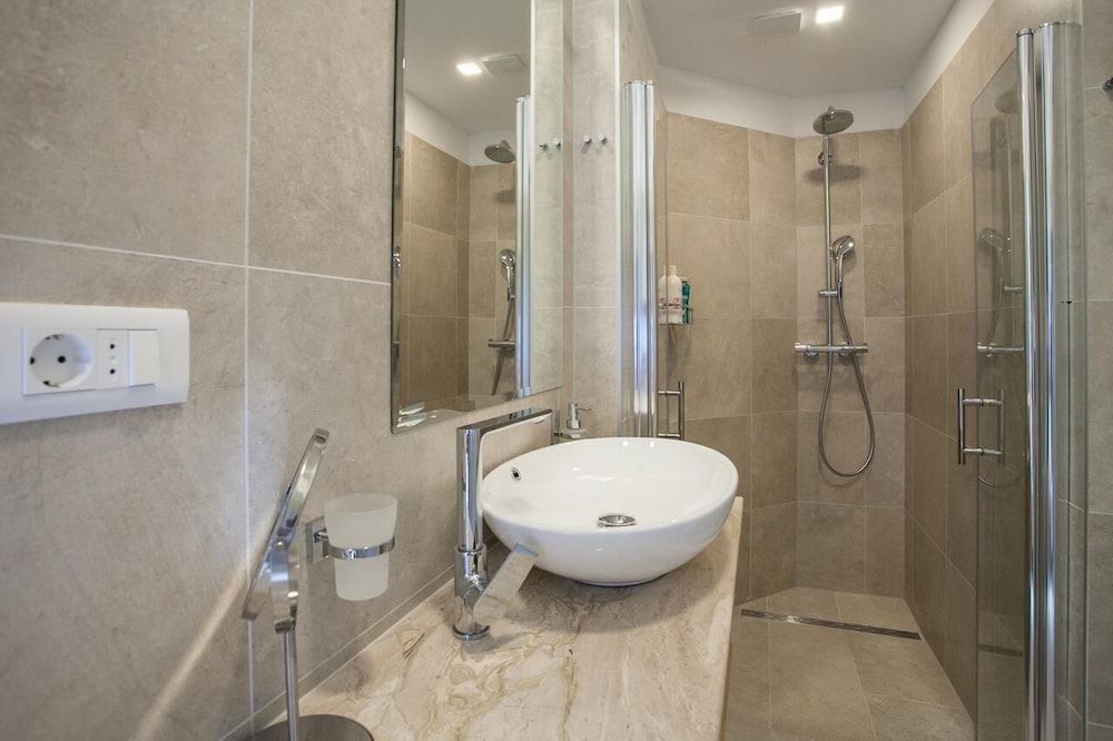 Sand Beach Apartments Apartment, Sea View 5