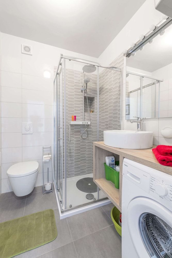 undefined FM Apartments 10