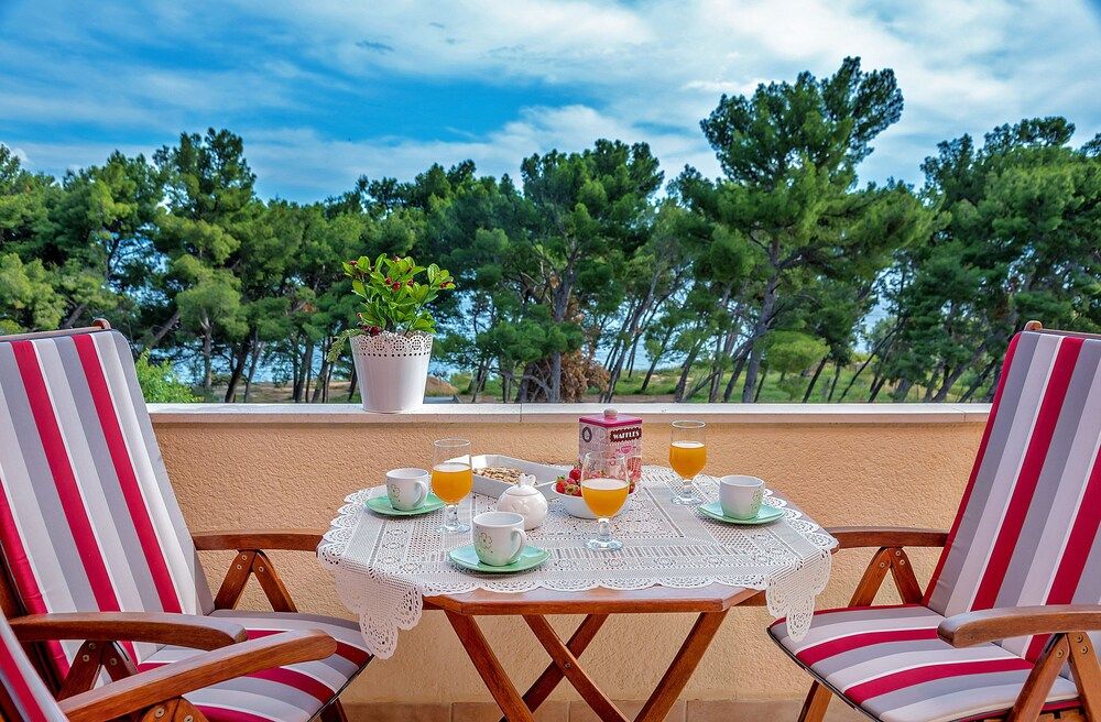 Apartments Emi Apartment, 1 Bedroom, Sea View 2