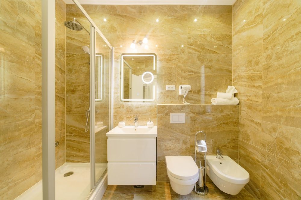 Dalmat Apartments Apartment, 1 Bedroom (Blue) 14