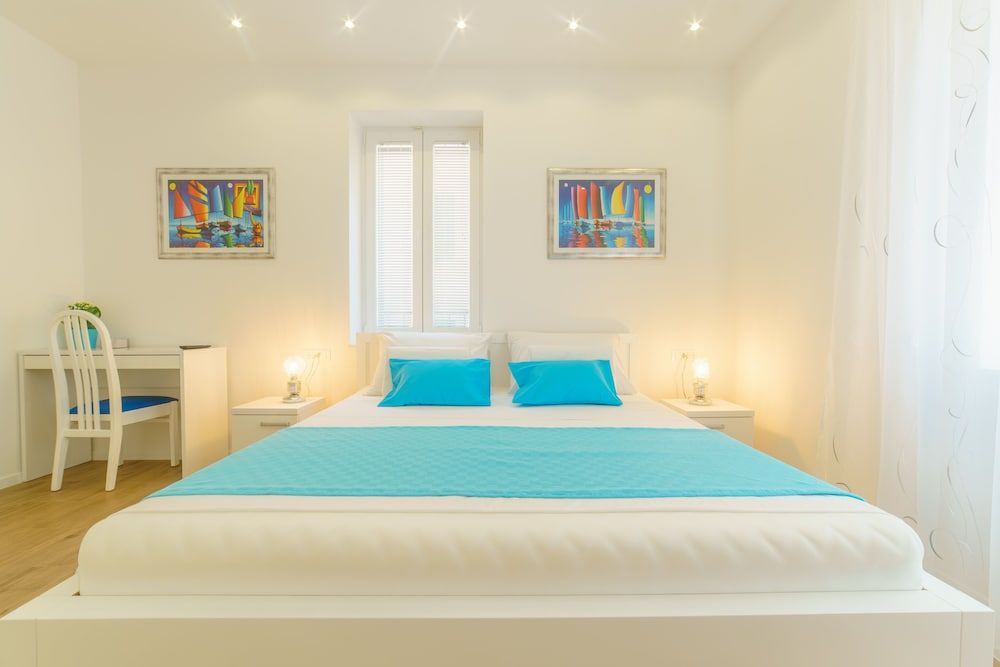 Dalmat Apartments Apartment, 1 Bedroom (Blue) 2