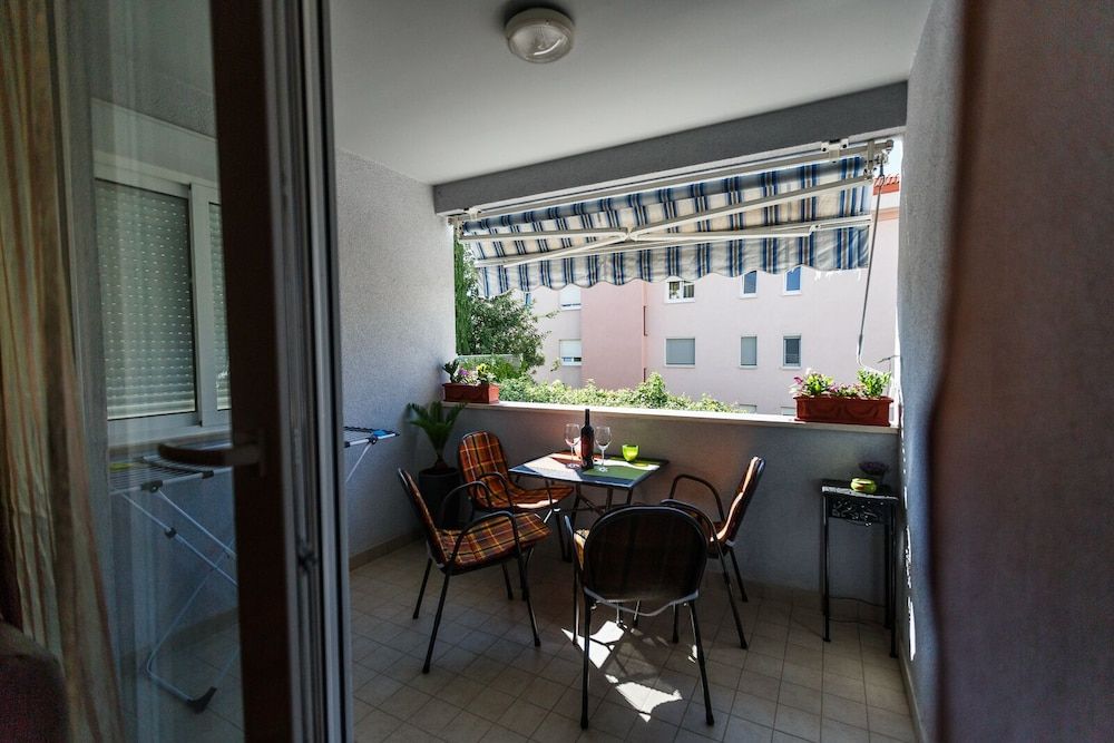 undefined Apartments Zenta 7