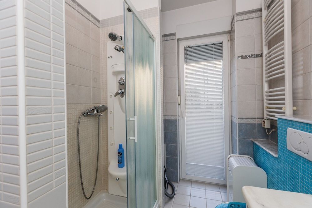 Apartments Zenta Deluxe Apartment, 3 Bedrooms, Balcony 7