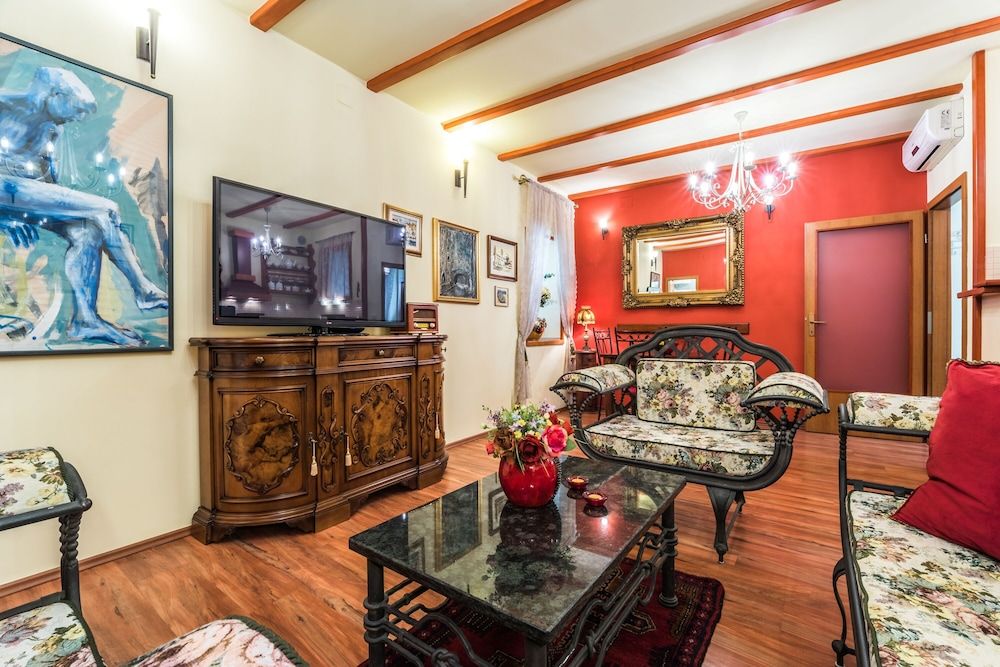 Emperor's Suites Superior Apartment, 1 Bedroom 6