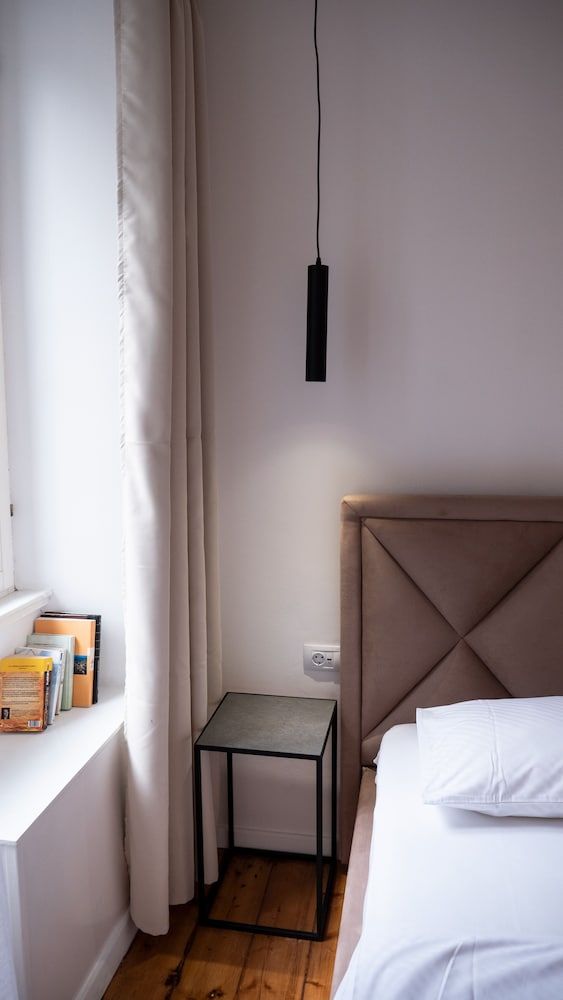 Tower Square Apartments Studio 16