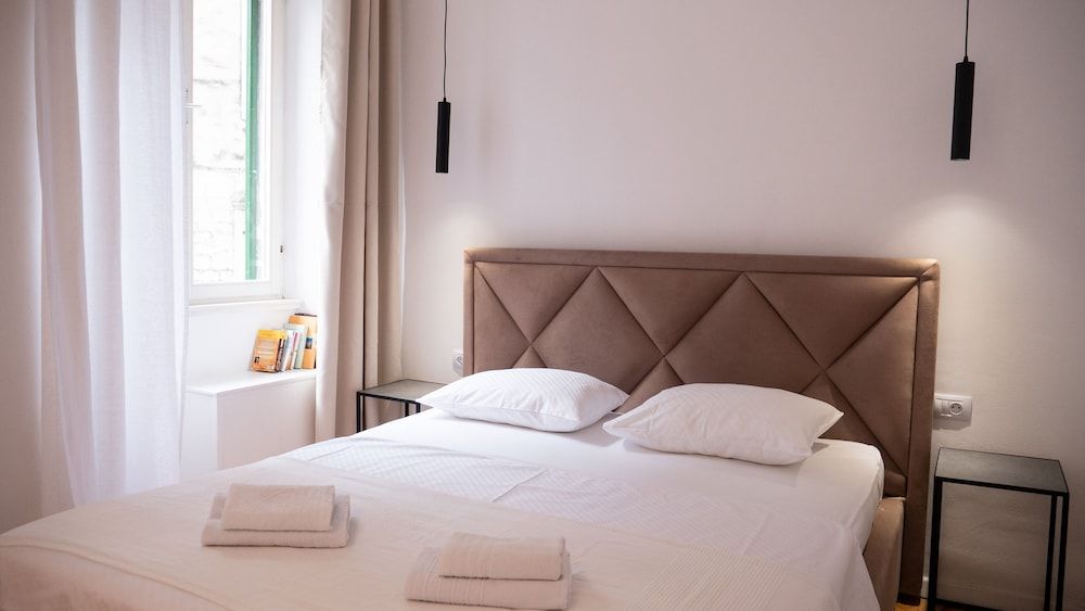 Tower Square Apartments Studio