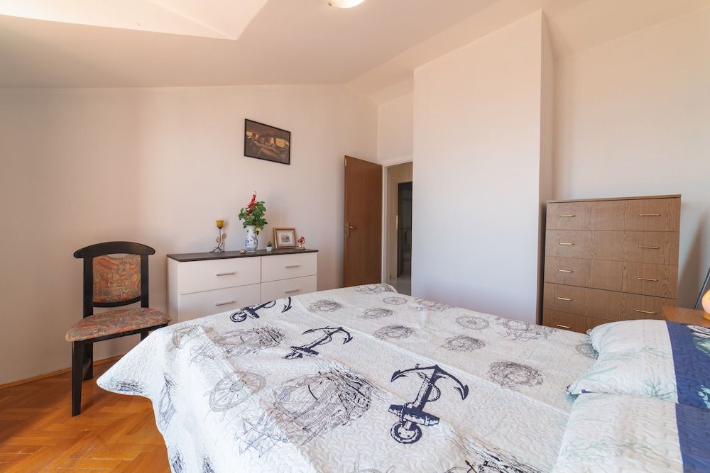 Apartment Sunrise Apartment (Superior Three Bedroom Apartment) 4