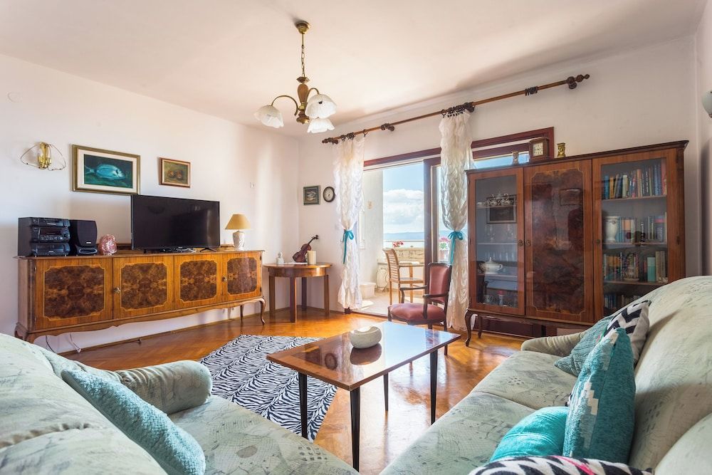 Apartment Sunrise Apartment (3 Bedroom Apt with Sea View Terrace) 32