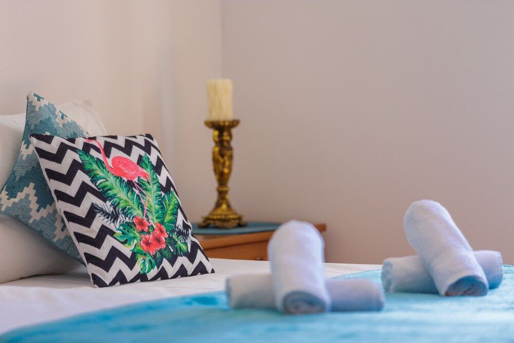 Apartment Sunrise Apartment (3 Bedroom Apt with Sea View Terrace) 9