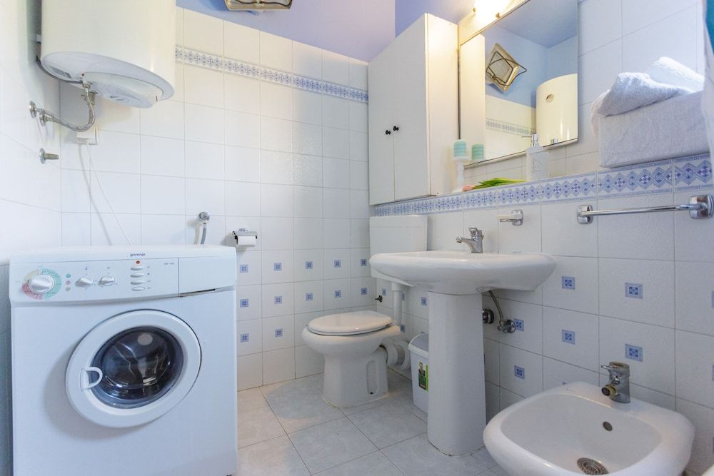 Apartment Sunrise Apartment (3 Bedroom Apt with Sea View Terrace) 29