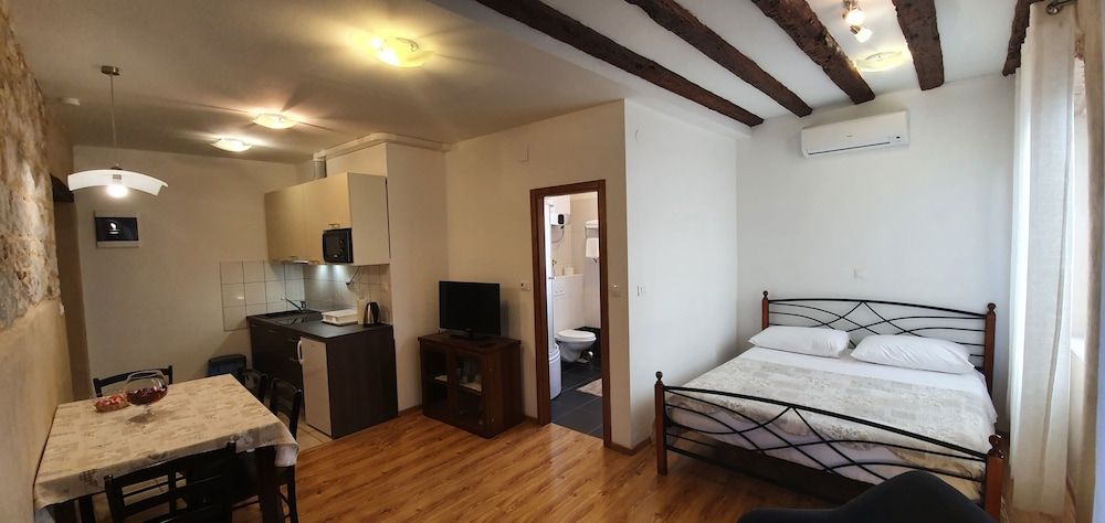 undefined Dolce Vita Apartments 7