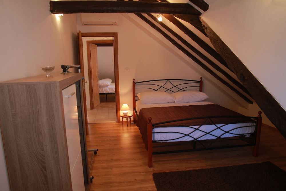 undefined Dolce Vita Apartments 3