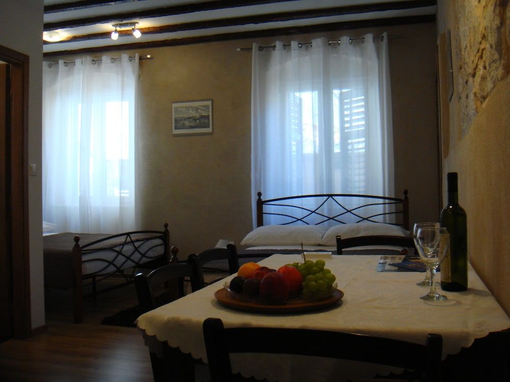 undefined Dolce Vita Apartments 5