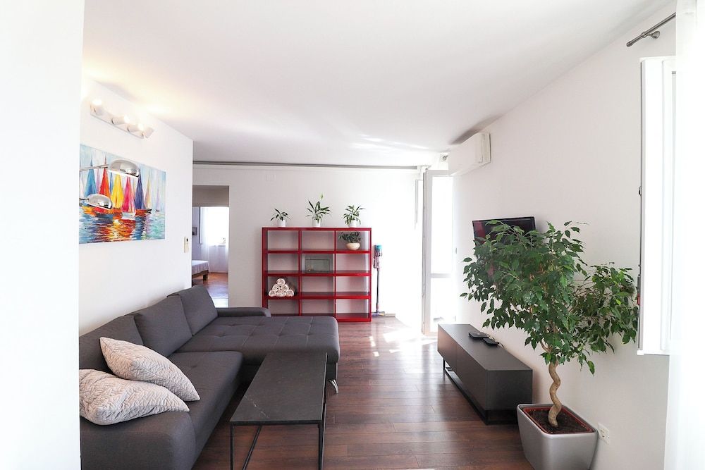 undefined City Center Sunset Penthouse 9