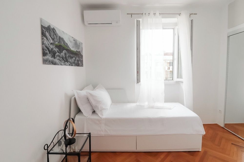 undefined City Center Sunset Penthouse 2