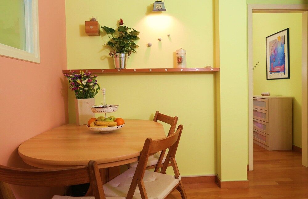 undefined Double Bedroom Apartment on Great Location With Balcony!! 3