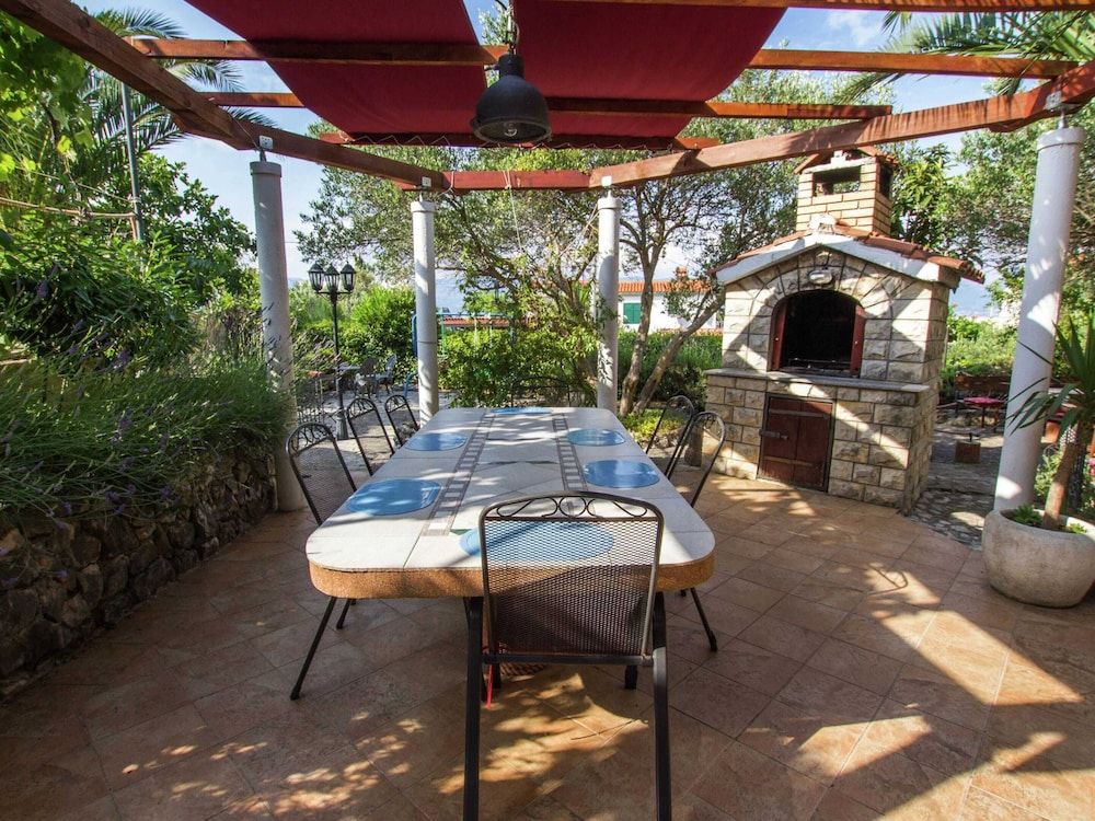 Breezy Stay Near Trogir