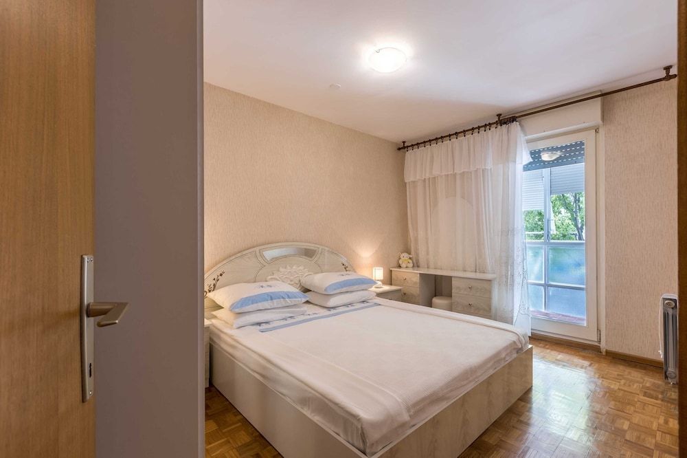 undefined Apartment Gordana 4