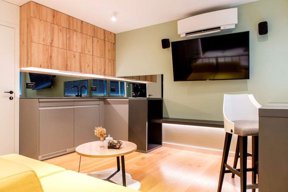 undefined BCAdria Brilliant 6