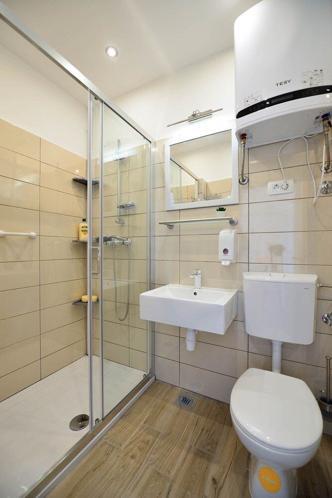 Apartments Bulovic Basic Apartment 10