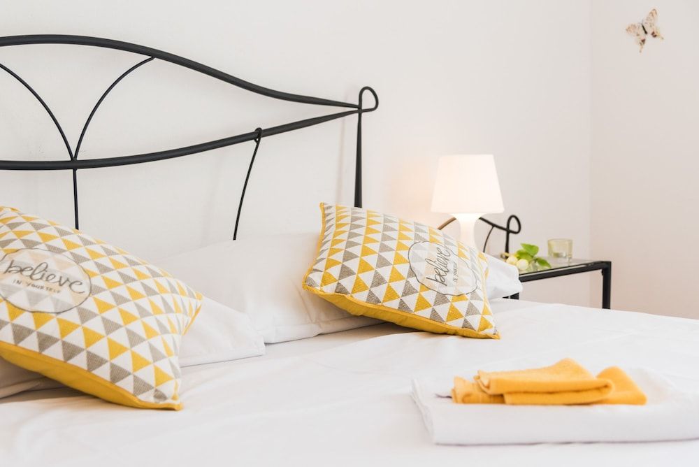 Apartment Hope Apartment (Two Bedroom Apartment with Balcony) 2