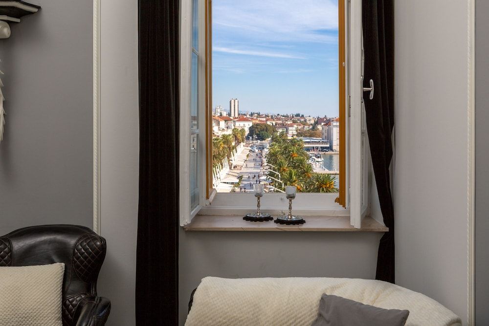 undefined Bajamonti apartment - amazing Split view 2