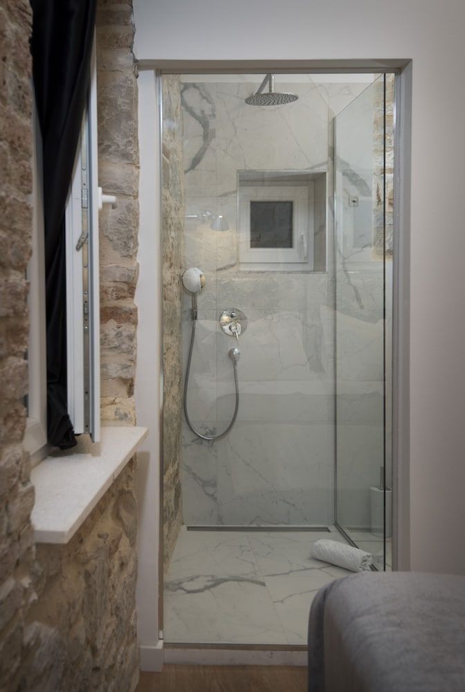 Emarconi history&luxury in Split center Deluxe Studio, 1 King Bed, Non Smoking 13