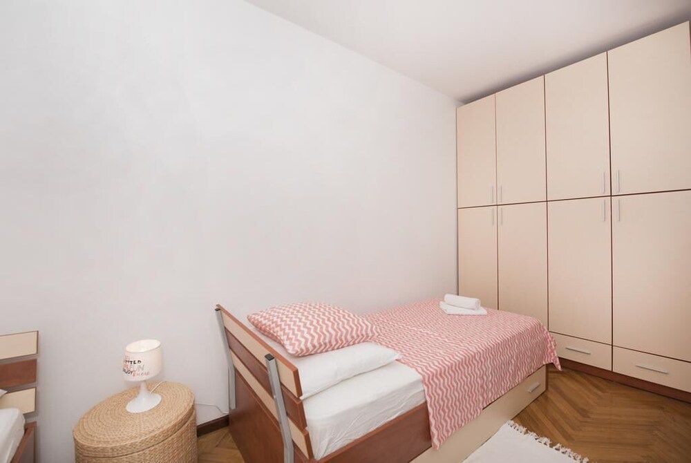 undefined Apartment H&M 7