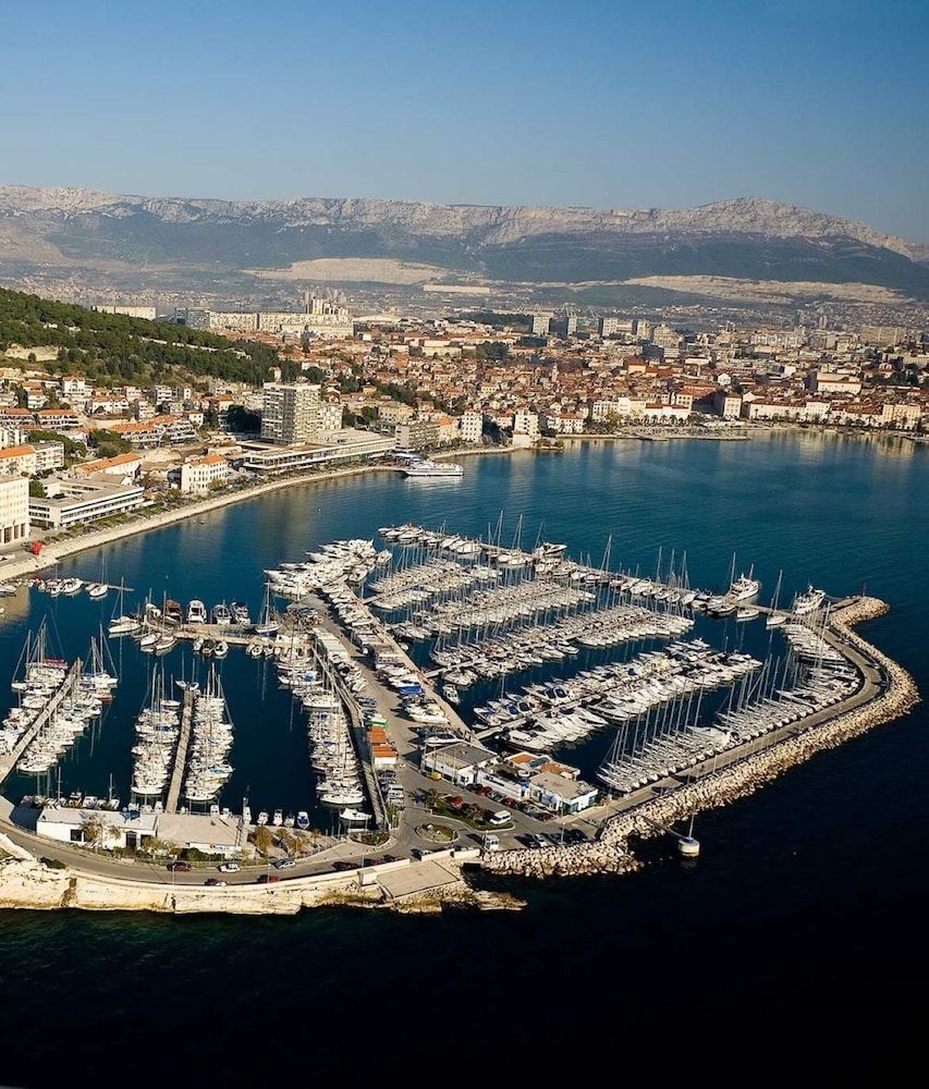 2 - Luxury Studio With Terrace in Heart of Split Apartment 12