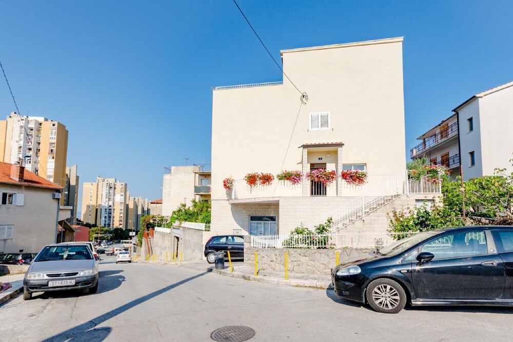 undefined Apartment Marko 5