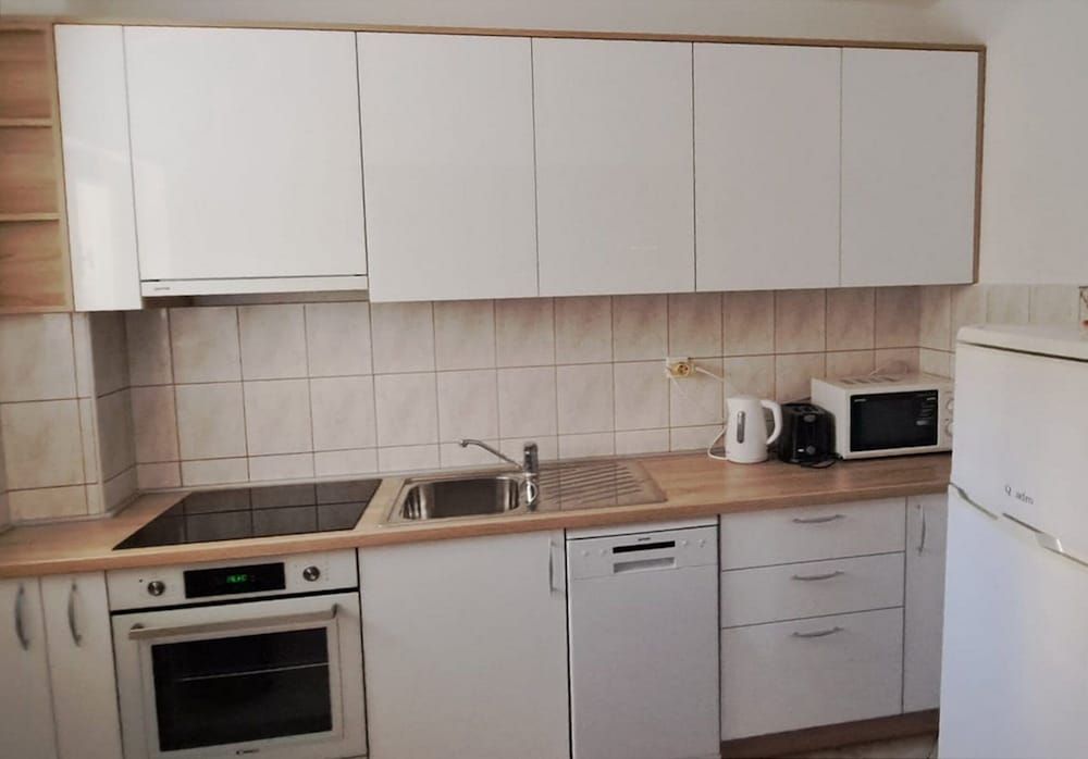 Apartment Marko Apartment (Three Bedroom Apartment with Balcony) 11