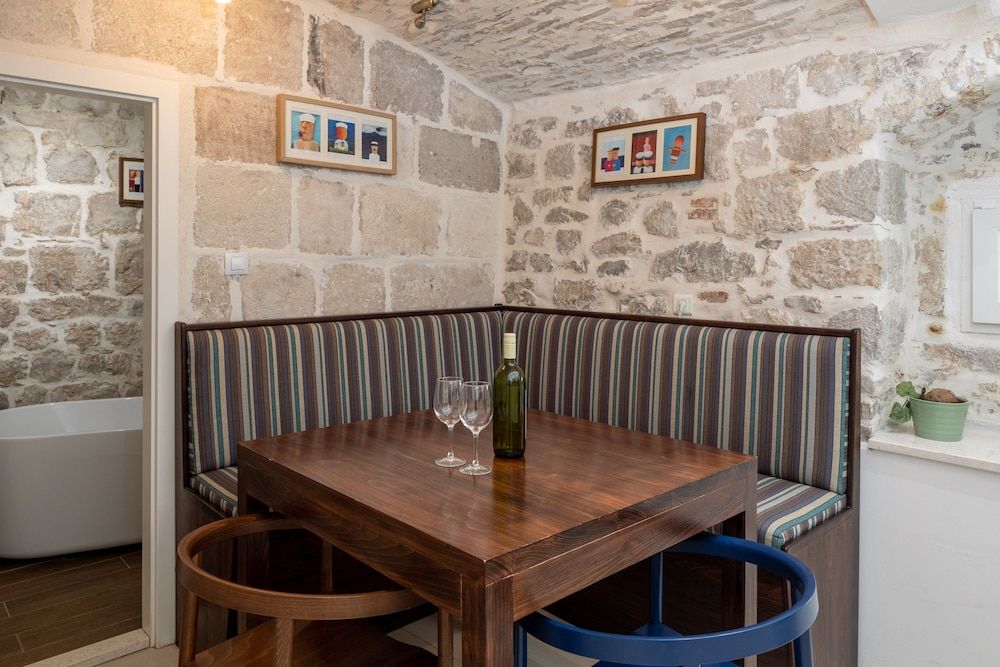 undefined Luxury Spacious Studio in the Heart of Split 4