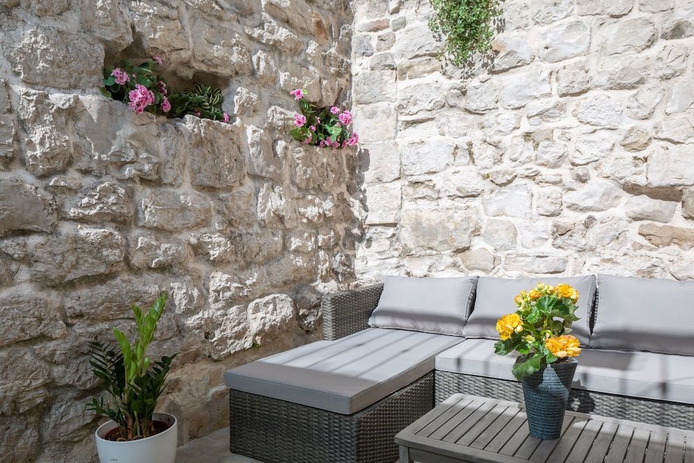 undefined Luxury Spacious Studio in the Heart of Split 9